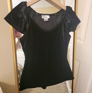 EUC Vixen by Micheline Pitt Lolita top in black velvet size S